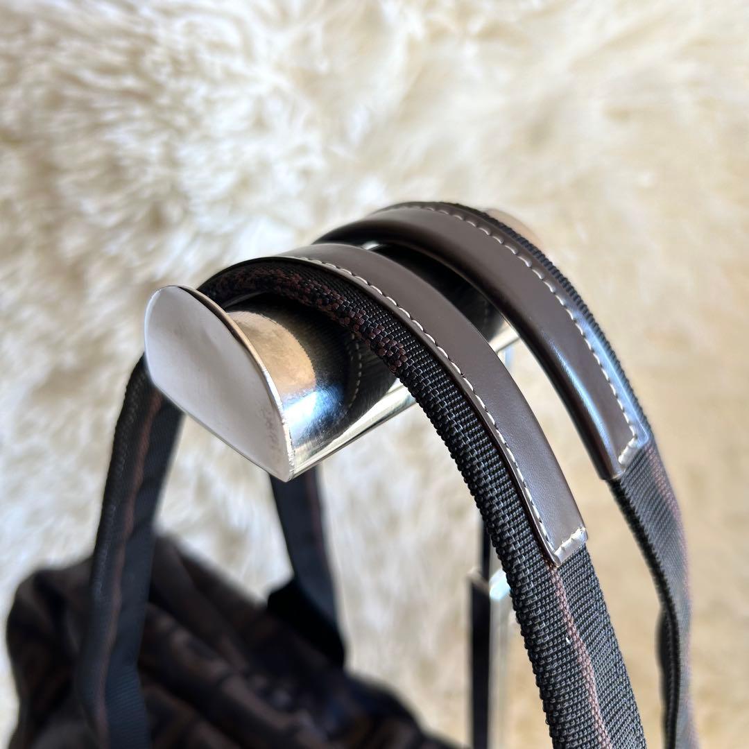 美品✨ジバンシー GIVENCHY ボストンバッグ パッカブル 大容量 総柄