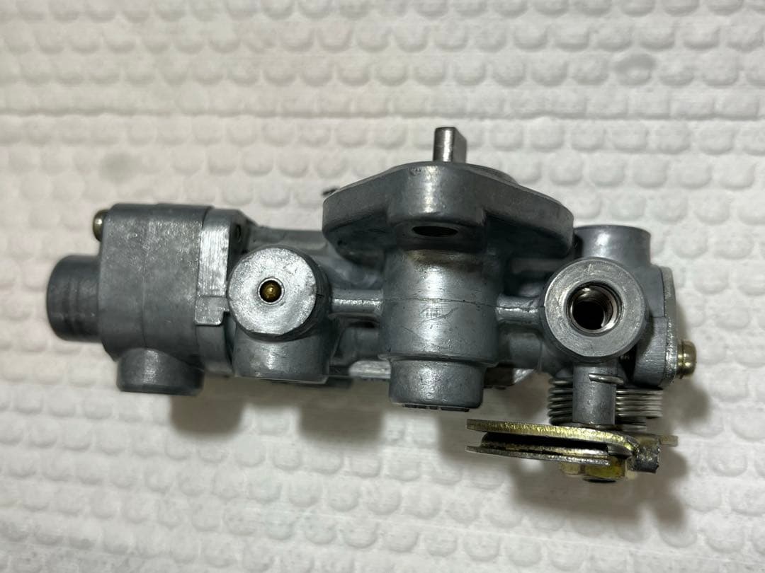 kh250 kh400オイルポンプ　マッハkh ss オイルライン