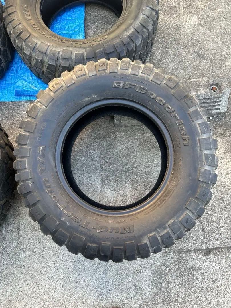 BF good rich Goodyear 285/70/R17 グッドイヤー