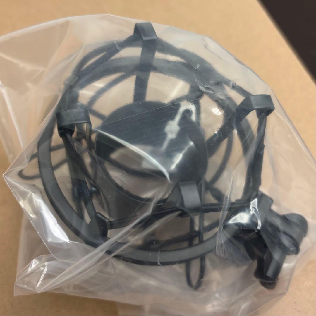 audio-technica AT2020 ショックマウント付き
