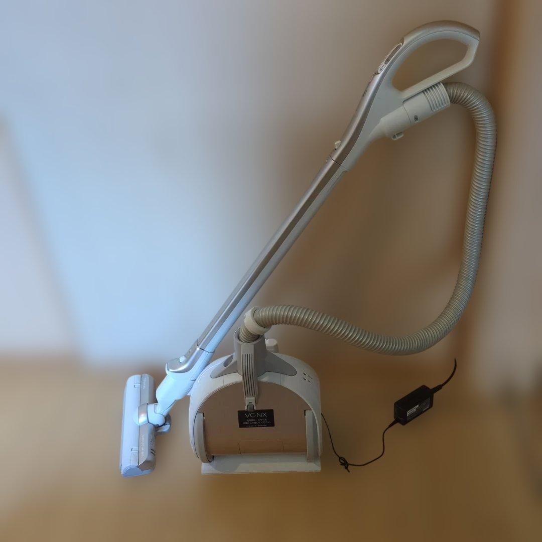 【値引き可】充電式　キャニスター　掃除機　　東芝　VC -NX2　サイクロン