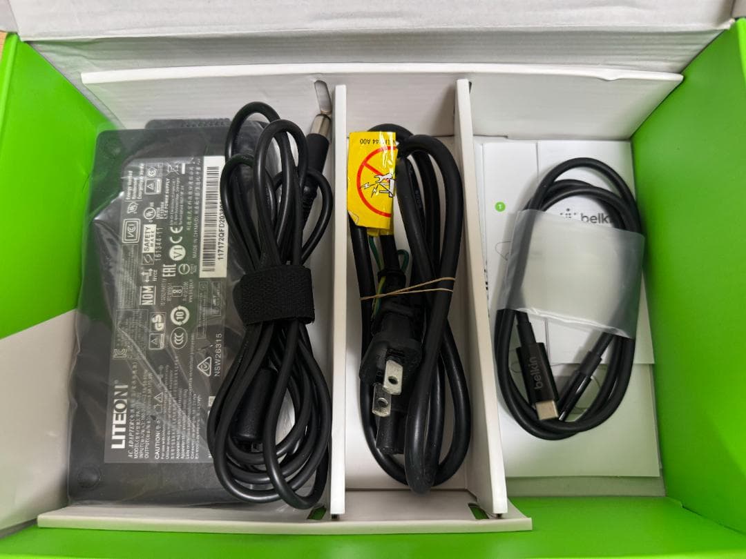 MacBookアクセサリー Belkin Thunderbolt 3 Dock