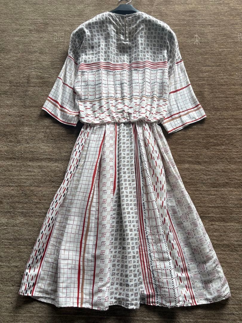 専用 アニオナ　AGNONA シルクブレンド　ワンピース ロゴ入り