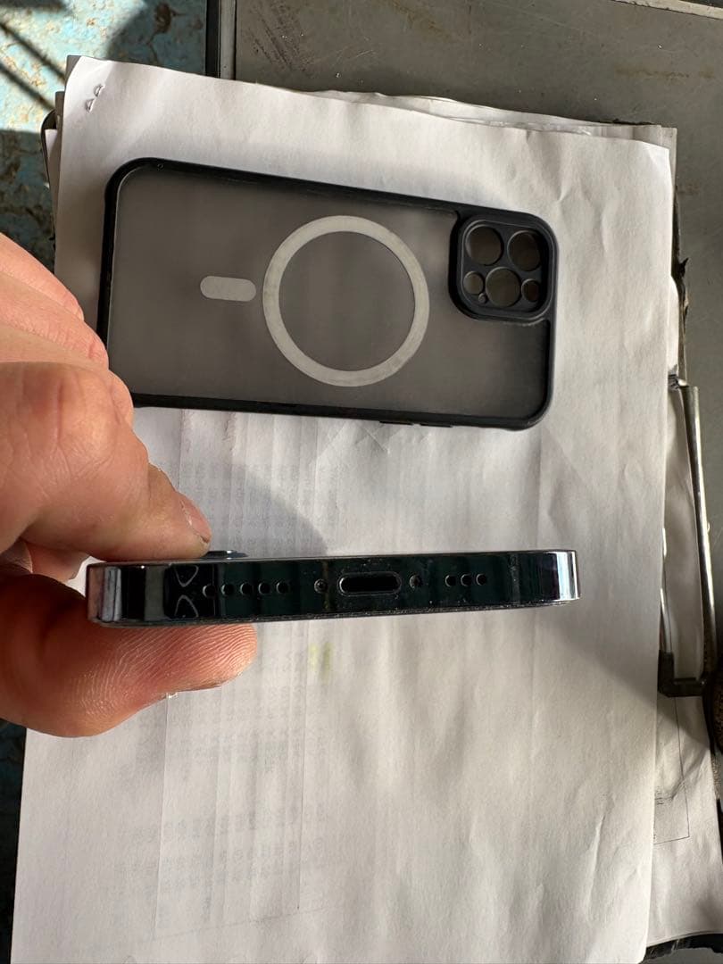 Apple iPhone 12 Pro 128GBバッテリー76%