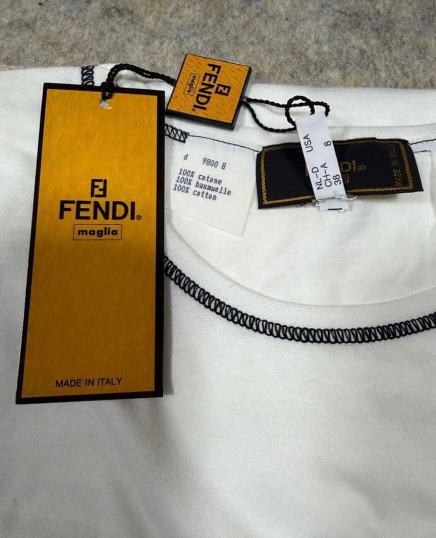 FENDI Tシャツ フェンディ　レディース