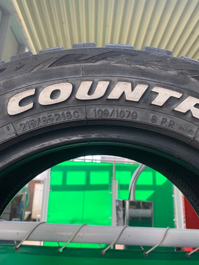 215/65R16C 109/107Q トーヨー オープンカントリーR/T