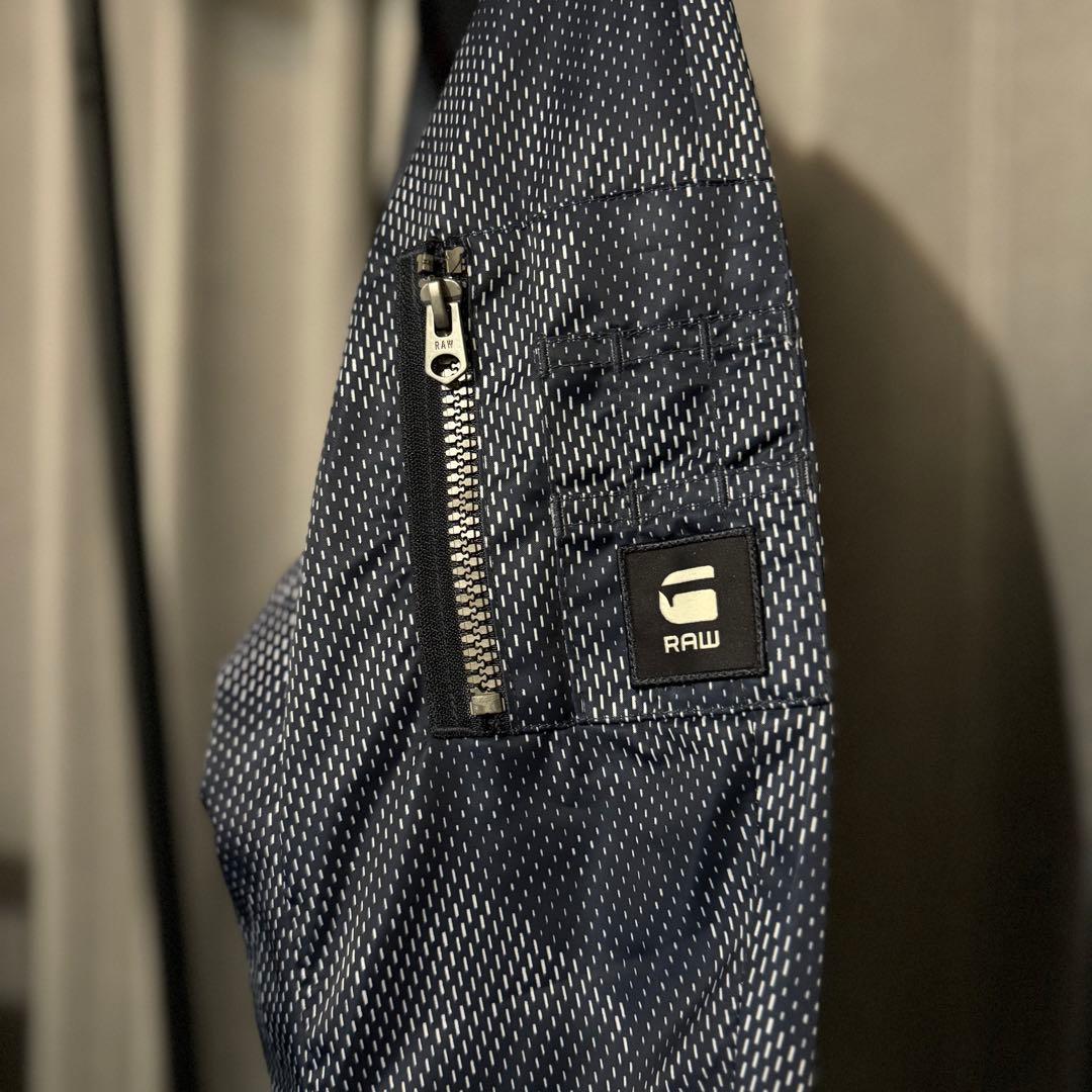 総柄BOMBER JAKET《T-pablow着用》
