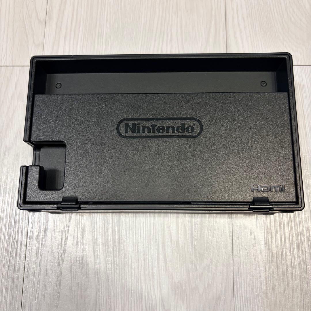 NintendoSwitch有機ELモデル 付属品はバッテリー強化型 初期化済