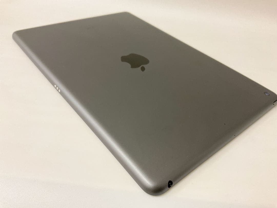 【BT87％】iPad 第8世代 32GB Wifiモデル スペースグレイ