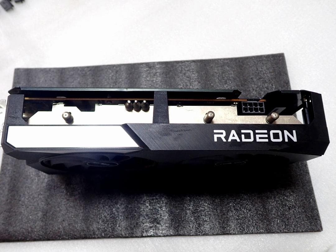 ASUS AMD Radeon RX 6600 グラフィックボード 状態美品