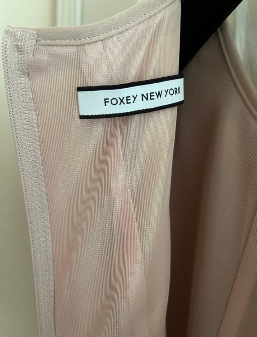 華【美品】 FOXEY NY 半袖 ワンピース ピンクベージュ 40