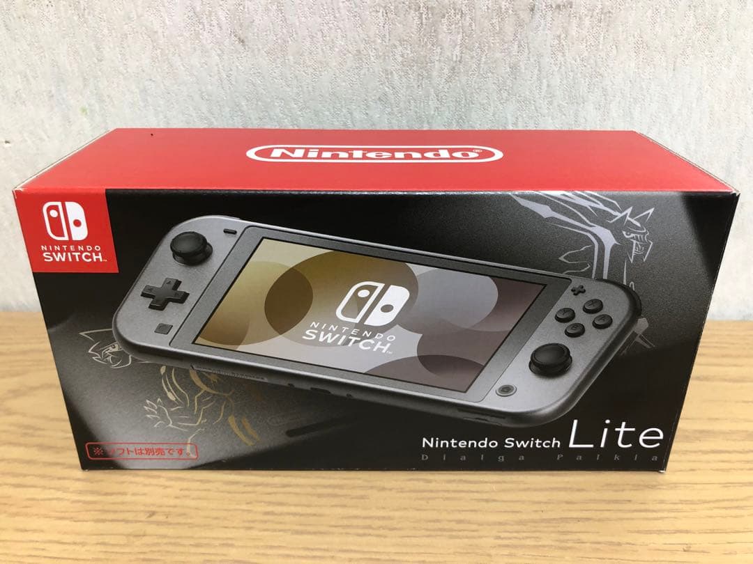 Nintendo Switch Lite 本体のみ　ディアルガ・パルキア