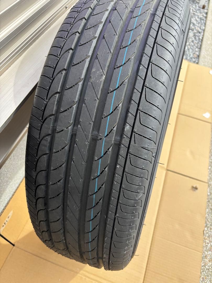 ステップワゴンRP6 16インチ　タイヤ　4本セット(2本分の値段)ホイールなし