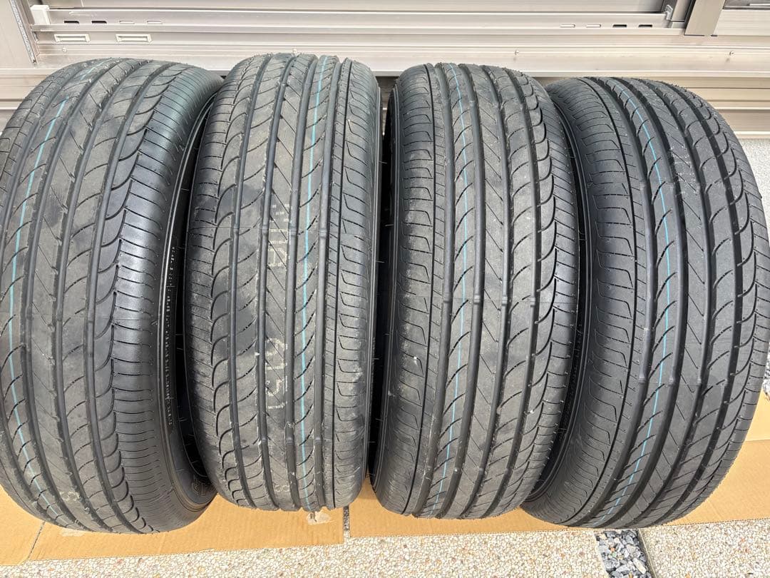 ステップワゴンRP6 16インチ　タイヤ　4本セット(2本分の値段)ホイールなし
