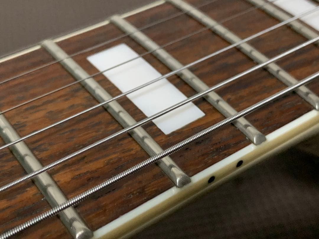 フォトジェニック Photo Genic LPC レスポールカスタム 白