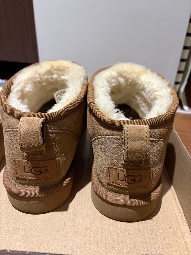Tomo  UGG クラシックウルトラミニ 23cm