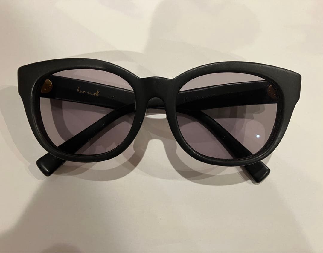 小物 bond eyewear