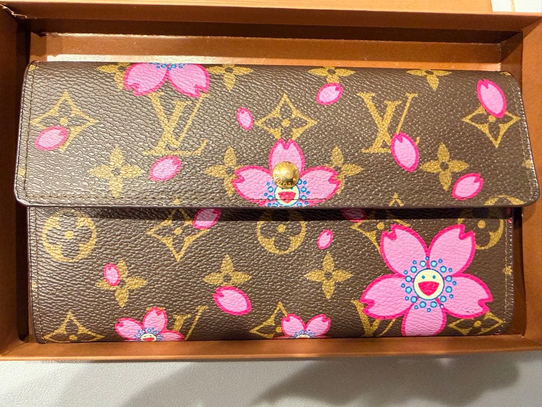 LOUIS VUITTON ルイヴィトン 村上隆 長財布　チェリーブロッサム