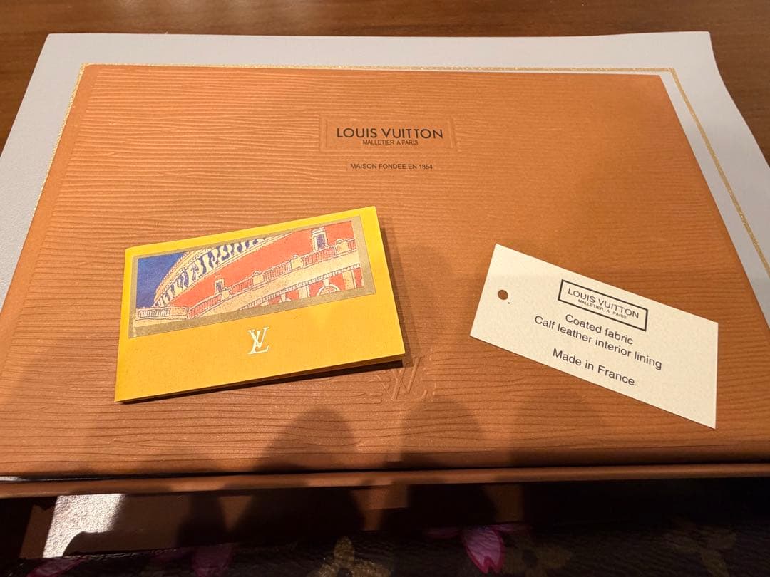 LOUIS VUITTON ルイヴィトン 村上隆 長財布　チェリーブロッサム