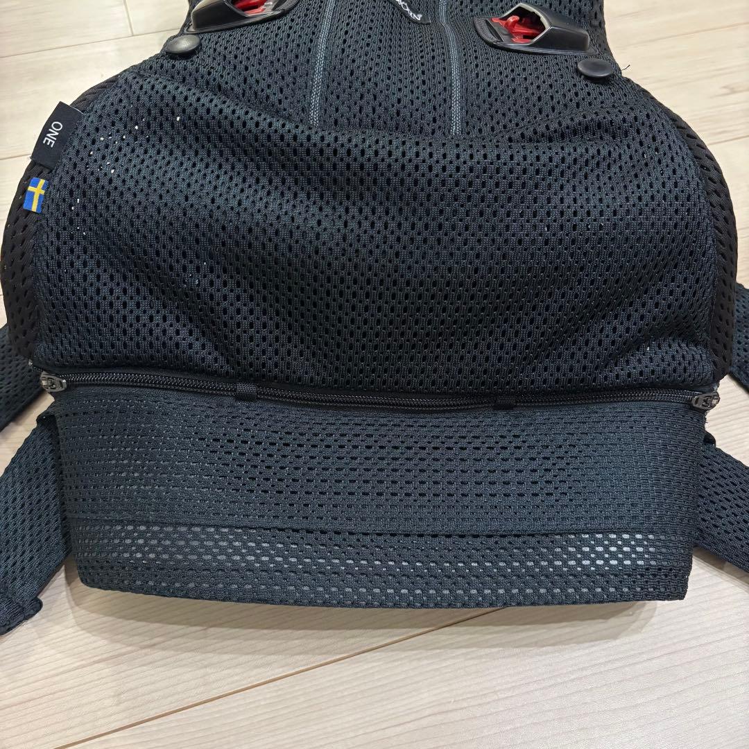 【美品】BabyBjörn 抱っこ紐 ONE KAI Air ブラック