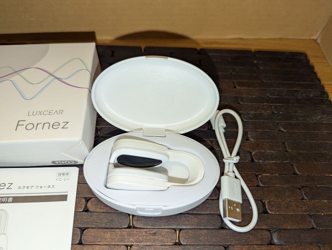 LUXCEAR Fornez 美顔器（鼻用）