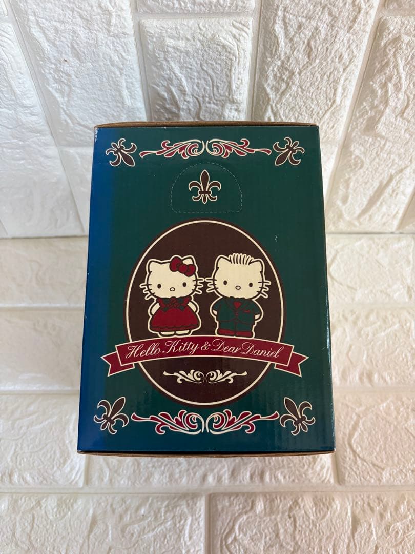 【希少】未開封 ハローキティ＆ディアダニエル レトロタイプ ルームランプ