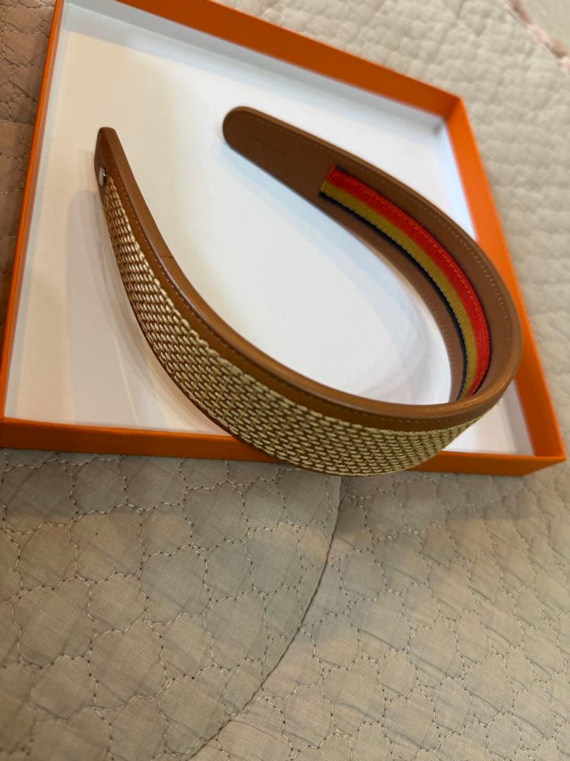 HERMES ベージュレザー エリザベスヘアバンド　カチューシャ