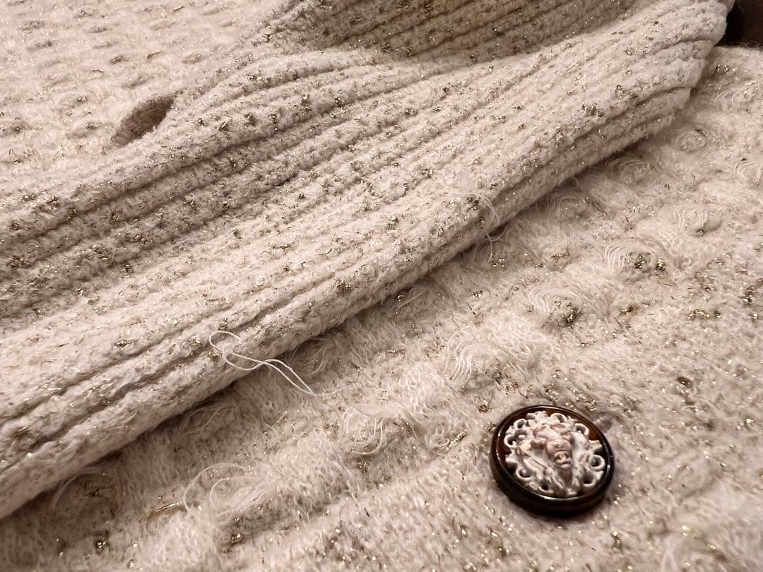 CHANEL キラキラニットカーディガン