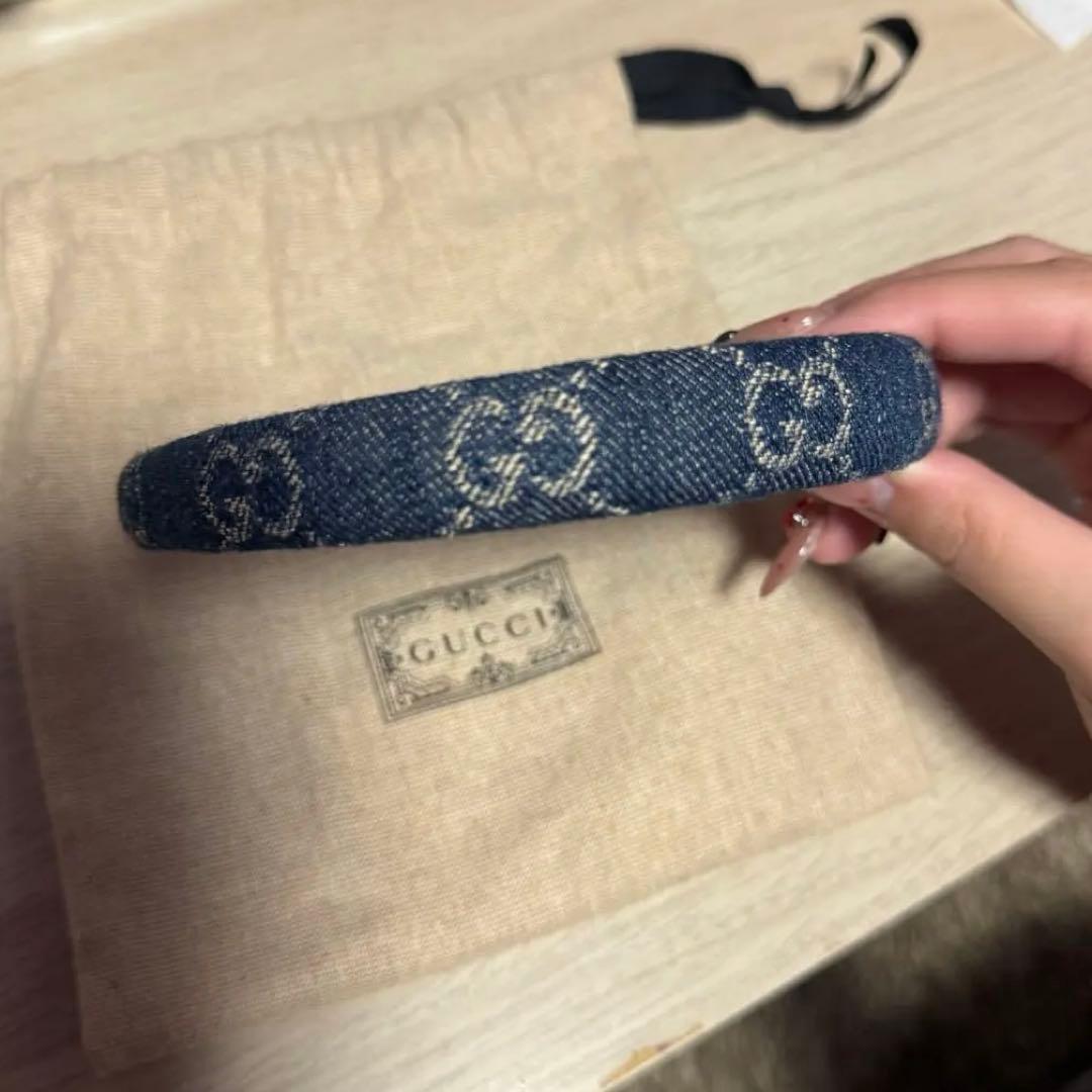 GUCCI デニム カチューシャ ロゴ入り