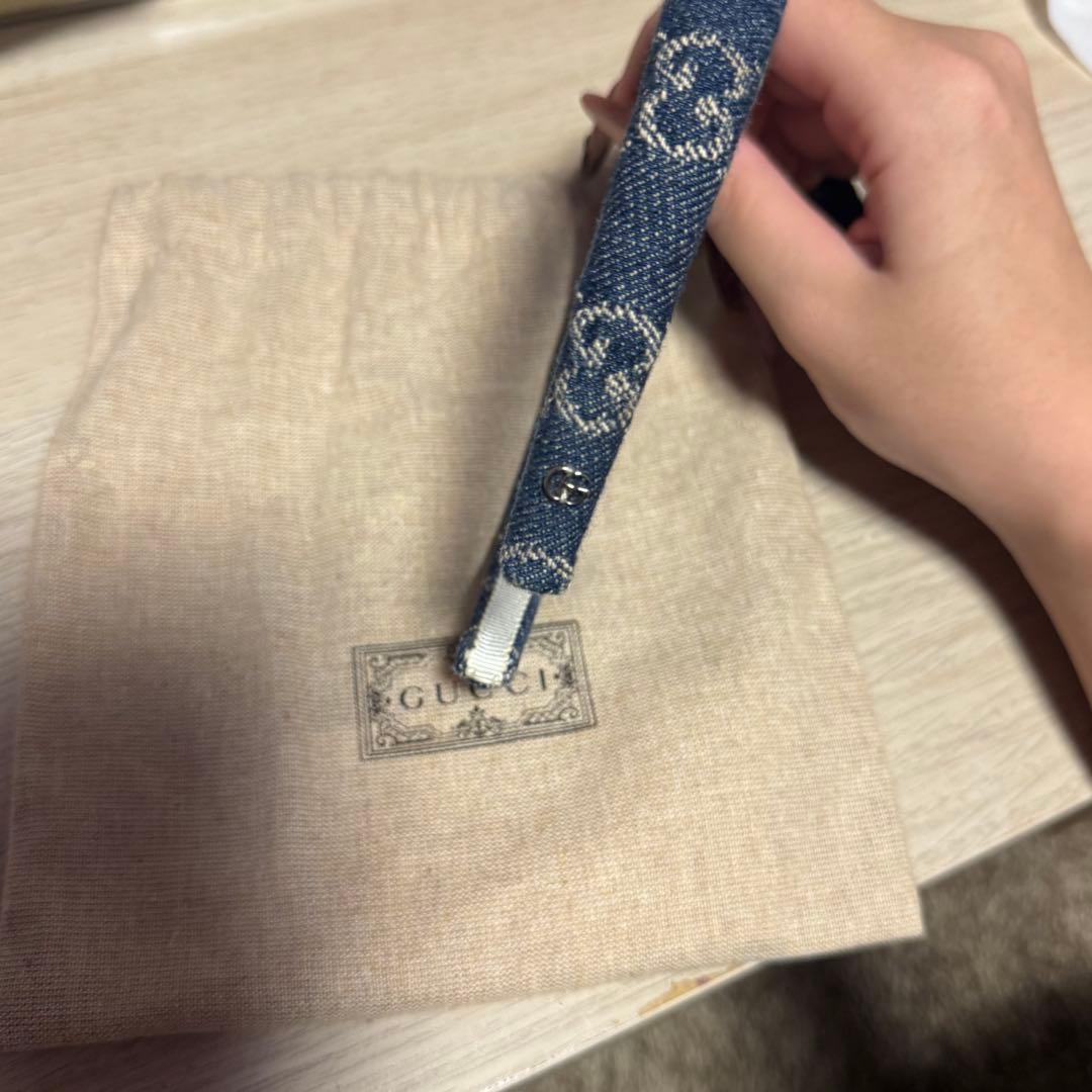 GUCCI デニム カチューシャ ロゴ入り