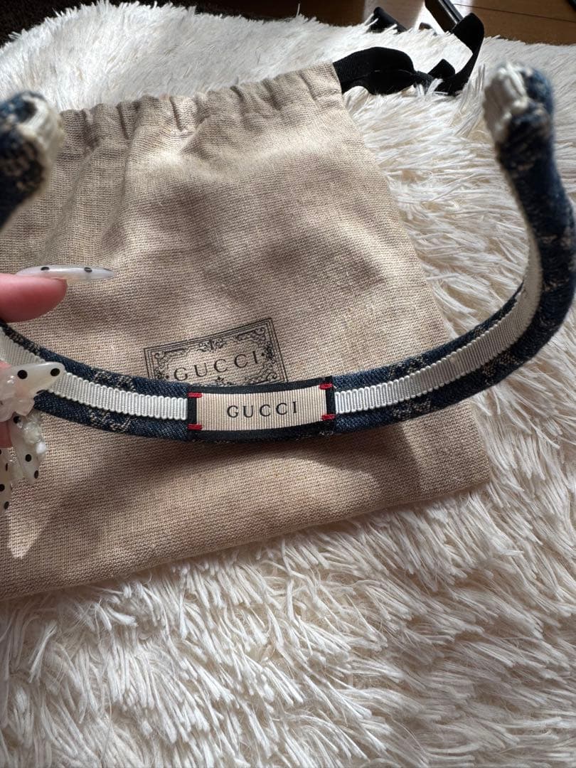 GUCCI デニム カチューシャ ロゴ入り