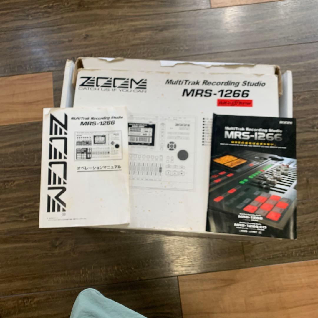 ZOOM MRS-1266 マルチトラックレコーダー