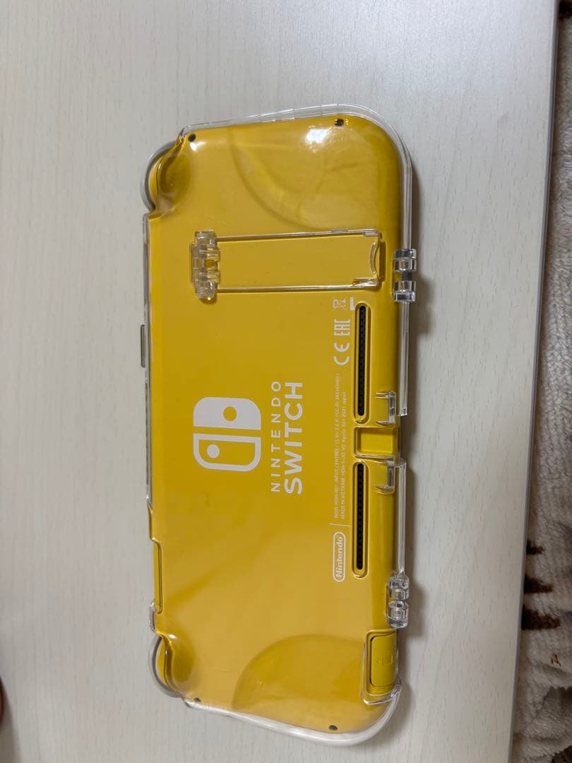 Nintendo Switch Lite イエロー + カービィケース