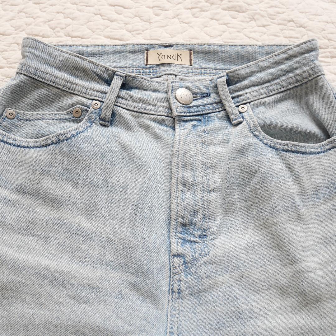 YANUK ワイドレッグデニムパンツ 23インチ　定番品