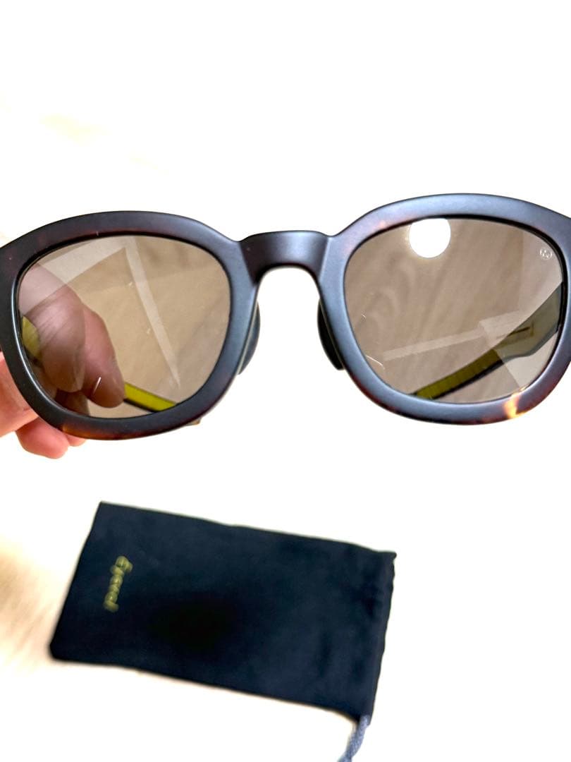 Eyevol ブラウン ラウンド型 サングラス