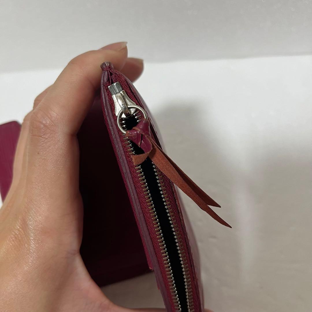 ルイヴィトン　エピ　フューシャ　ヴィクトリーヌ　財布　M62171