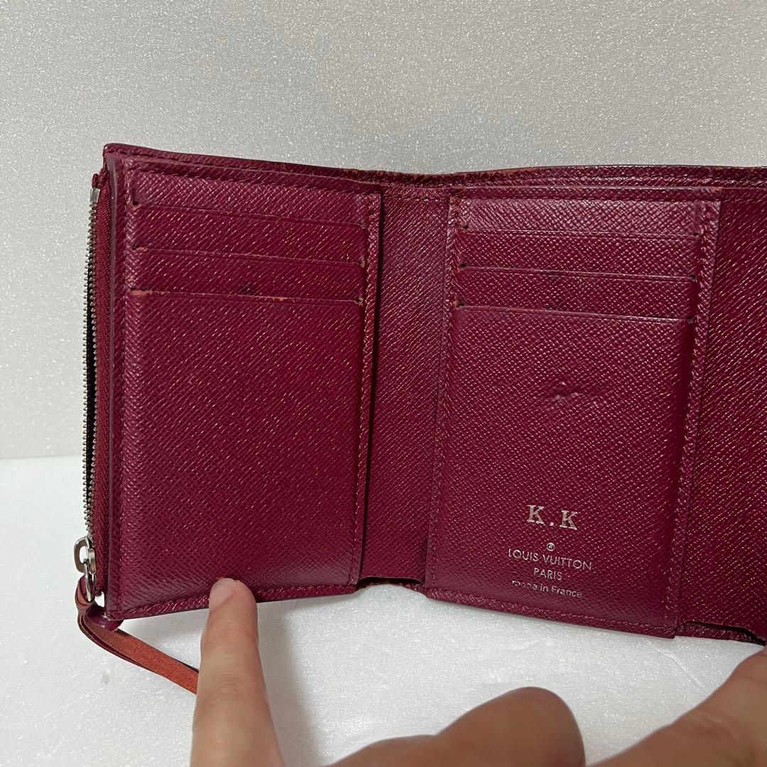 ルイヴィトン　エピ　フューシャ　ヴィクトリーヌ　財布　M62171