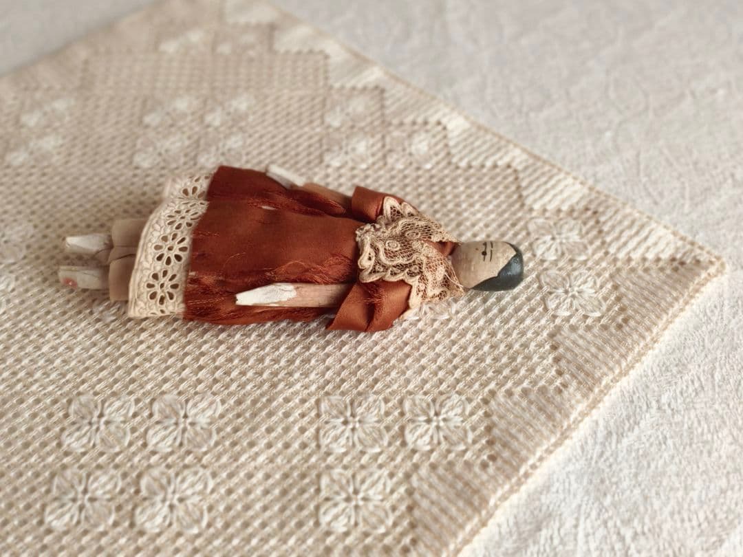 * antique doll ୨୧ .·*° アンティーク ペグドール