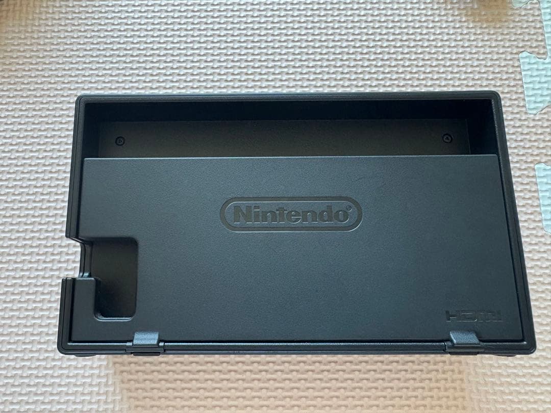 【美品】Nintendo Switch スイッチ　本体　ニンテンドースイッチ