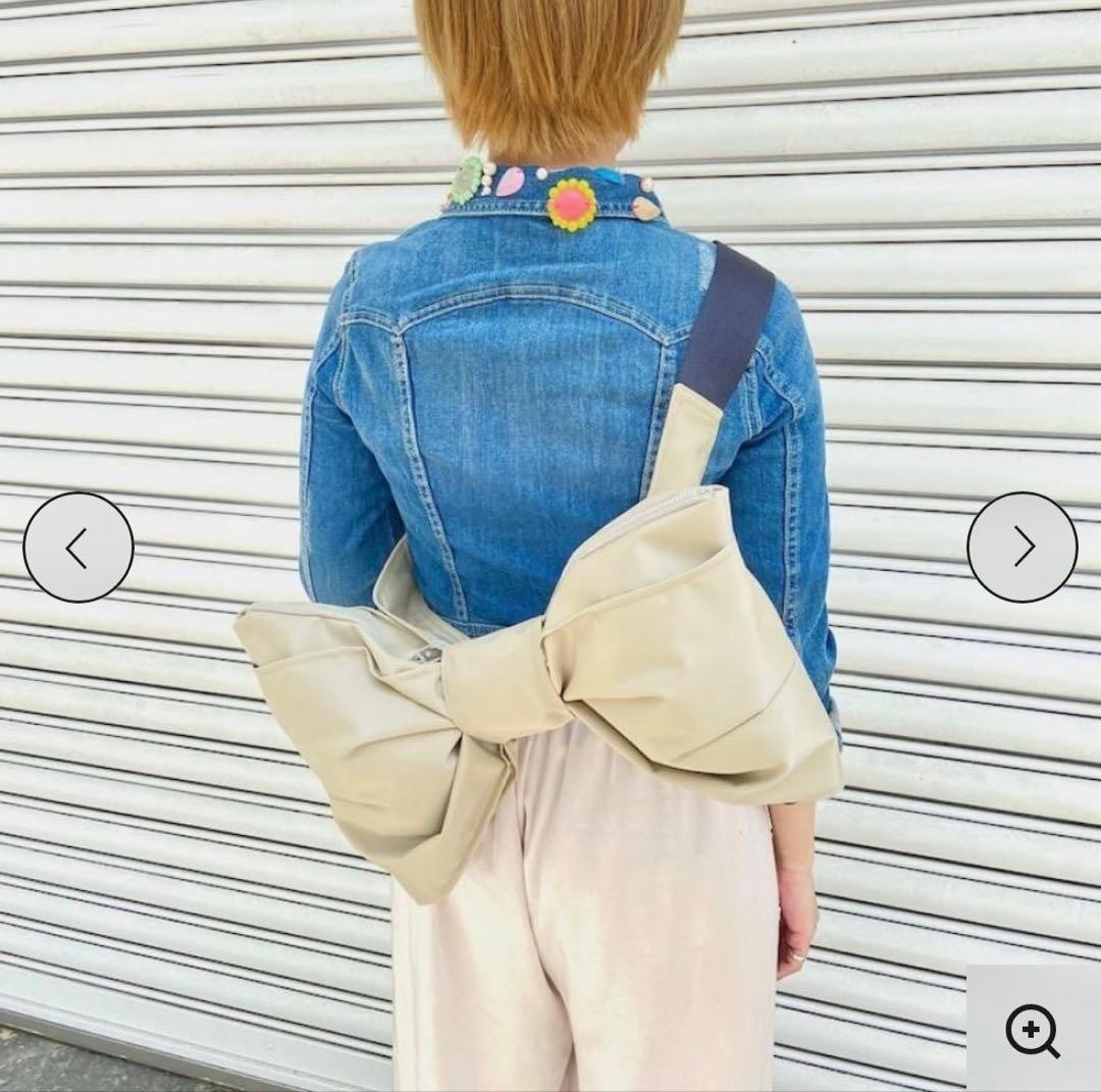 WhoWhat　リボン型　黒　ショルダーバッグ　ボディバッグ　フーワット 美品