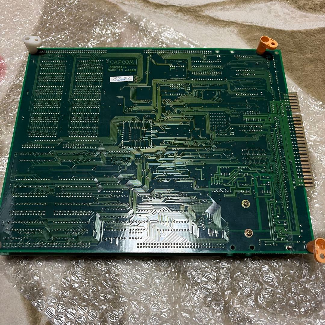 動作未確認　中古　アーケード基盤　ザ・キング・オブ・ドラゴンズ　基盤のみ