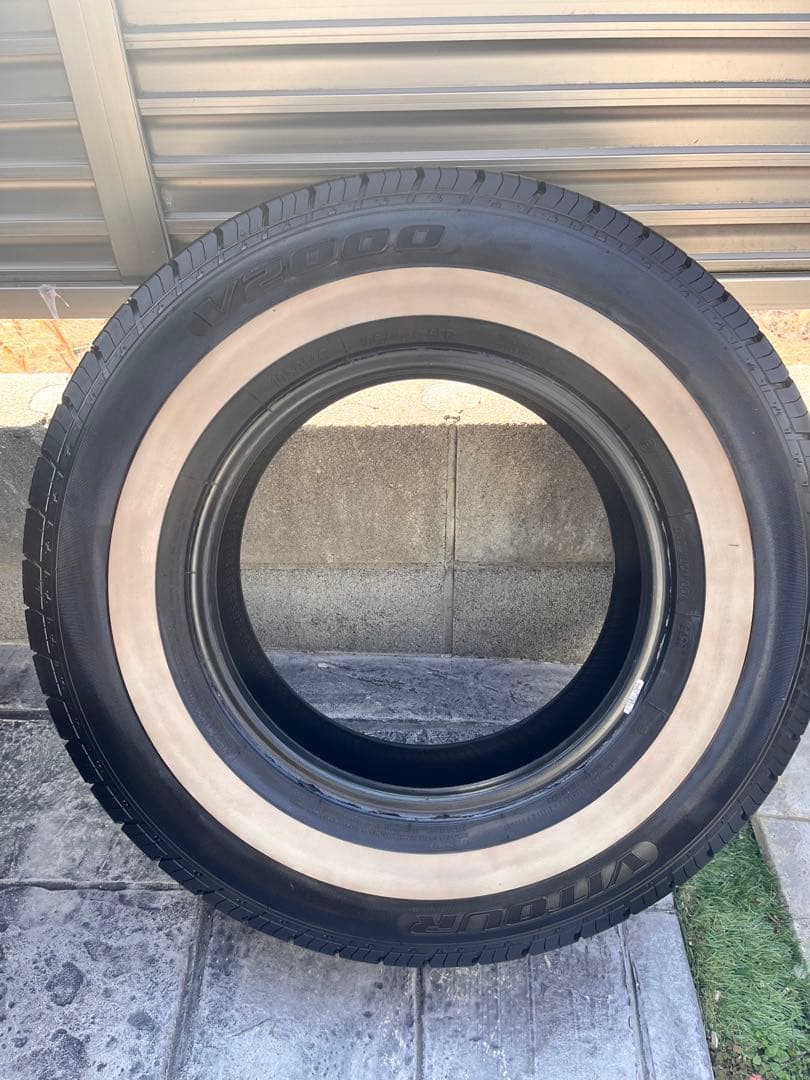 Vitour V2000 195/14C タイヤ