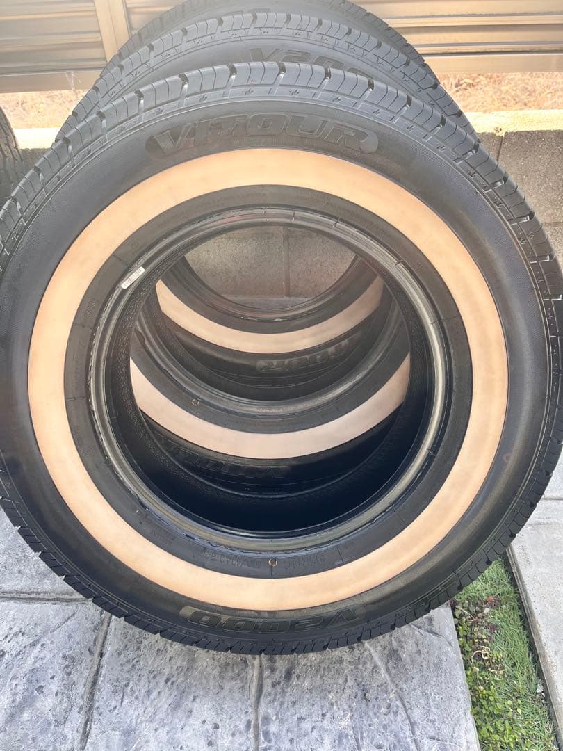 Vitour V2000 195/14C タイヤ