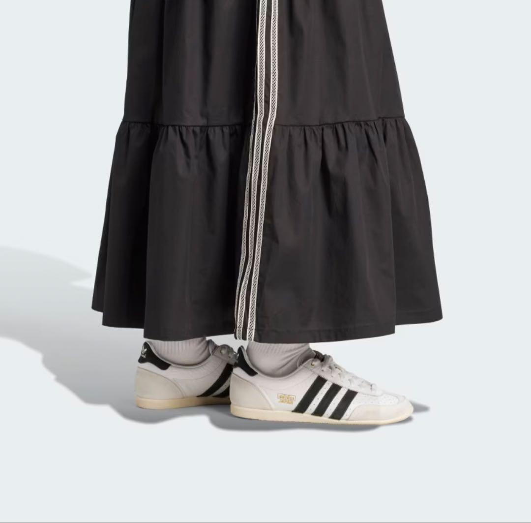 adidasoriginals サマーグロースカート ブラック