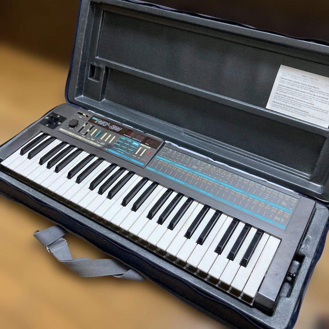 【動作確認済】KORG poly800 ケース付　美品