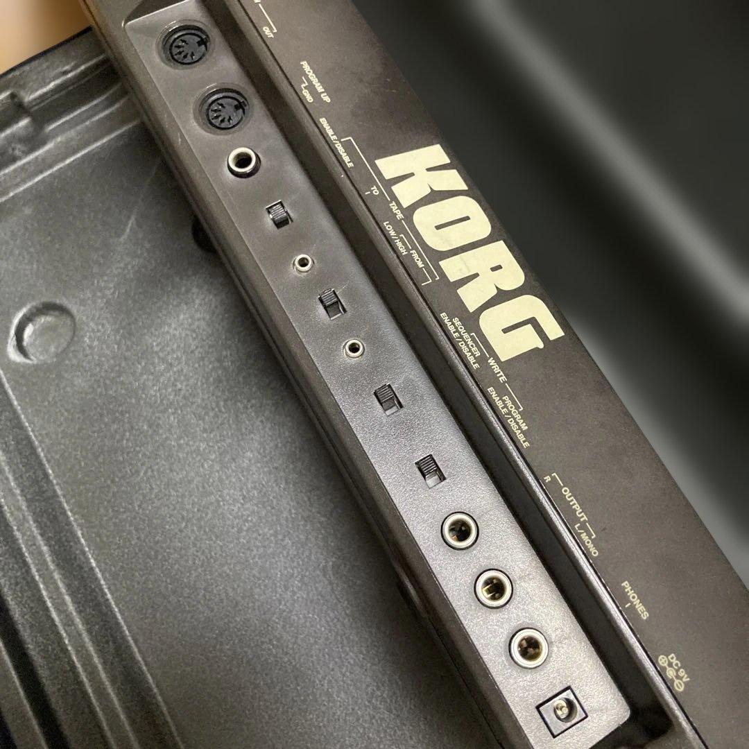 【動作確認済】KORG poly800 ケース付　美品