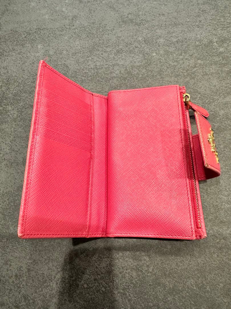 PRADA 財布 プラダ 二つ折り