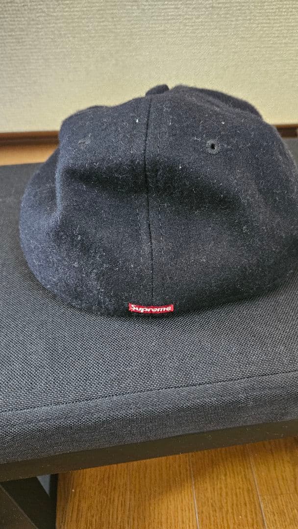 Supreme Sロゴ ベースボールキャップ 黒