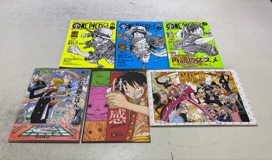 ONE PIECE　ワンピース コミック 1～114巻セット+おまけ多数付き！