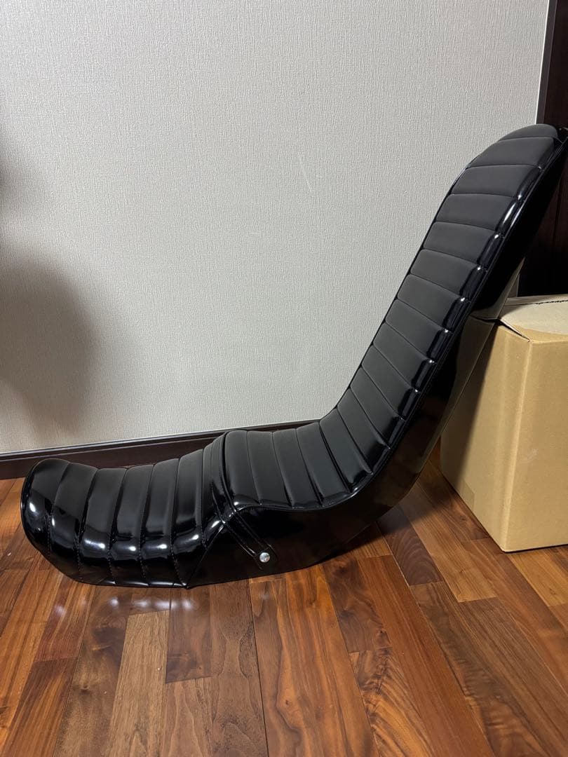 ZRX三段シート60cm エナメル 黒